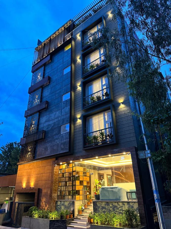 Royal Ace Luxur Hotel Bangalore Exterior foto
